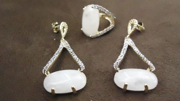 Conjunto Pedra Natural Branca CJ0057
